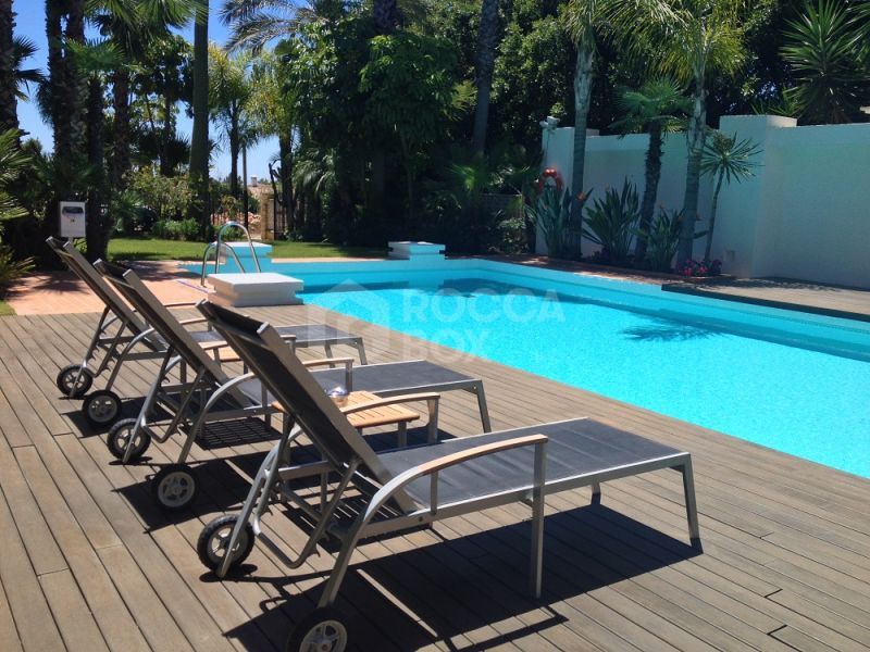 Luxury 3 bedroom apartment in Nagueles area for sale