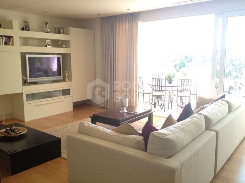 Luxury 3 bedroom apartment in Nagueles area for sale