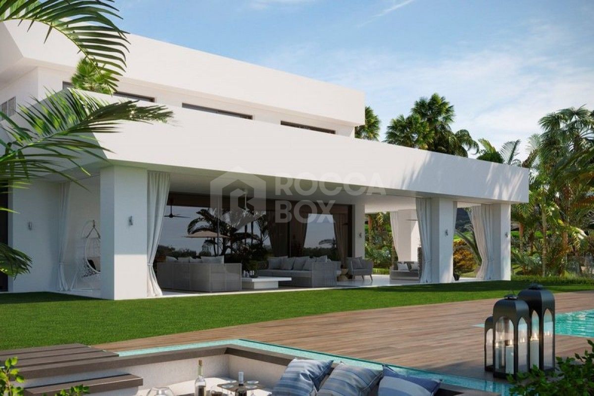 Newly finished five bedroom quality villa for sale in La Alqueria,Benahavis.