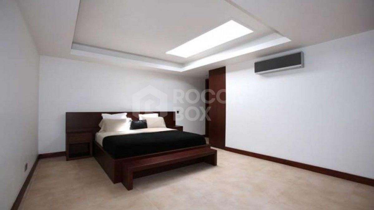 Luxury villa in Nueva Andalucia with unique style and high quality