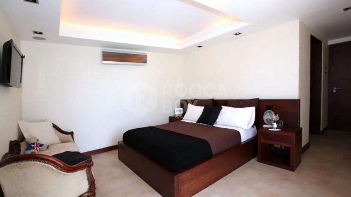 Luxury villa in Nueva Andalucia with unique style and high quality