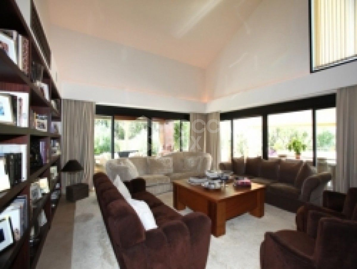 Luxury villa in Nueva Andalucia with unique style and high quality