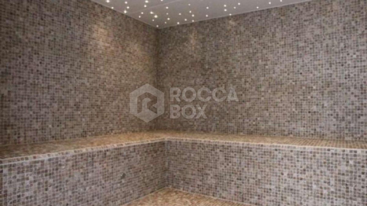 Luxury villa in Nueva Andalucia with unique style and high quality