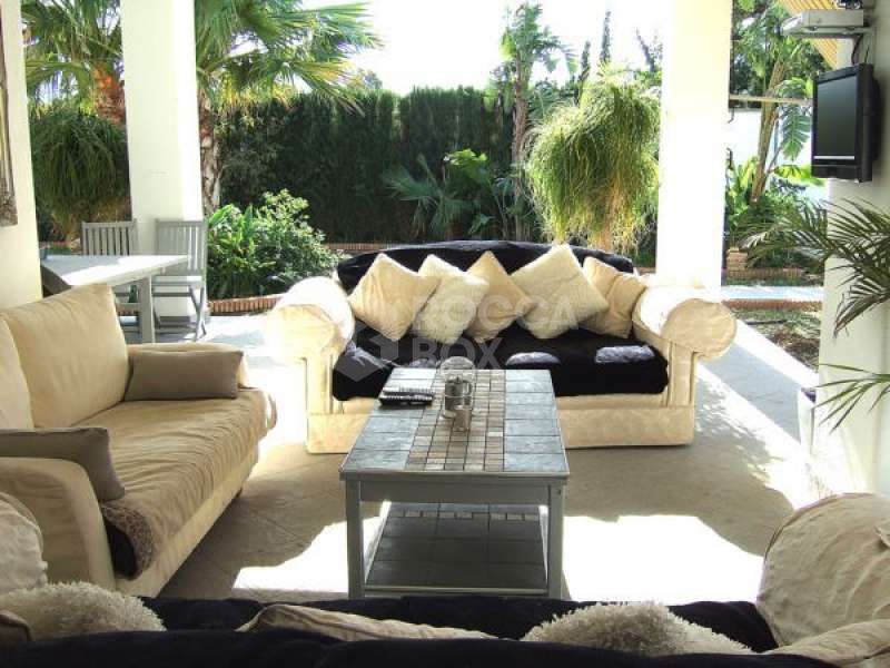 10 bedroom villa for sale marbella Nagueles