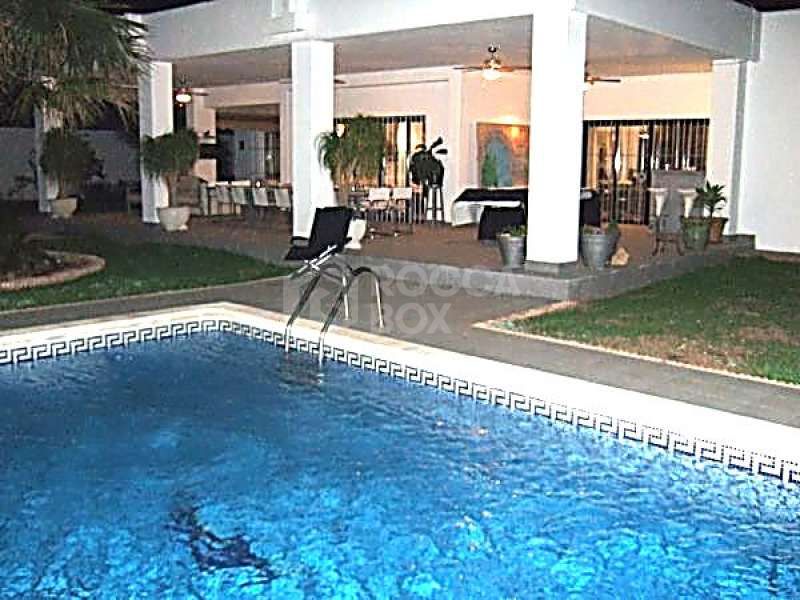 10 bedroom villa for sale marbella Nagueles