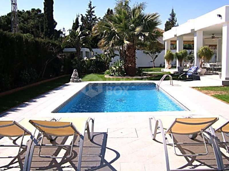 10 bedroom villa for sale marbella Nagueles