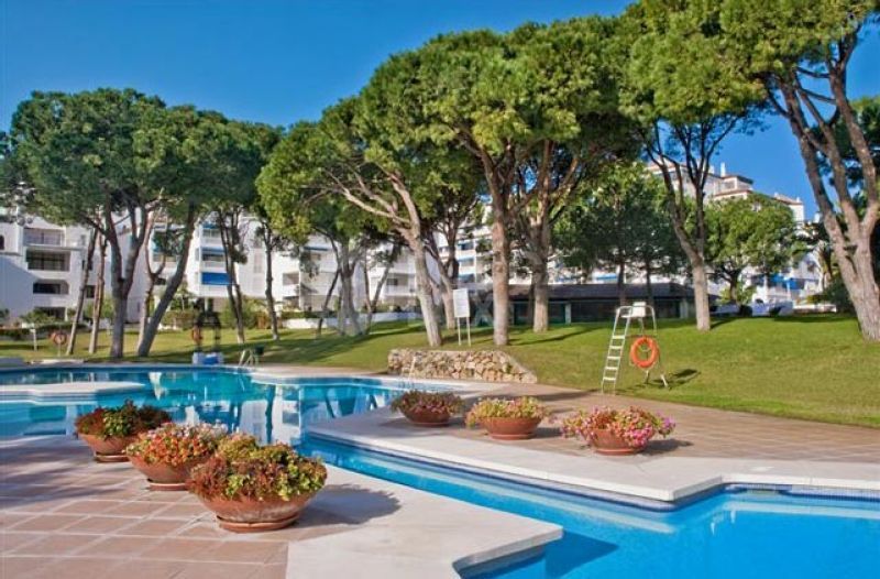 Luxury apartment for sale in Puerto Banus Playas Del Duque