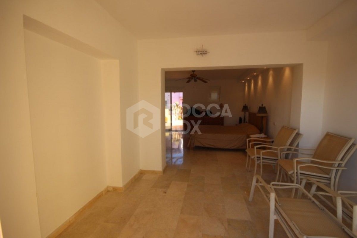 Penthouse apartment 3 bedroom with glorious views for sale in guadalmina