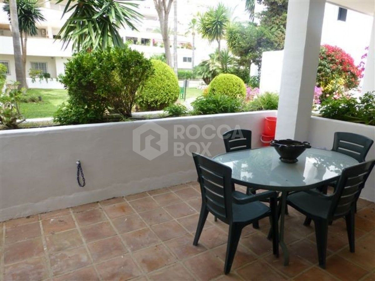 Four bedroom apartment for sale in Nueva Andalucia.