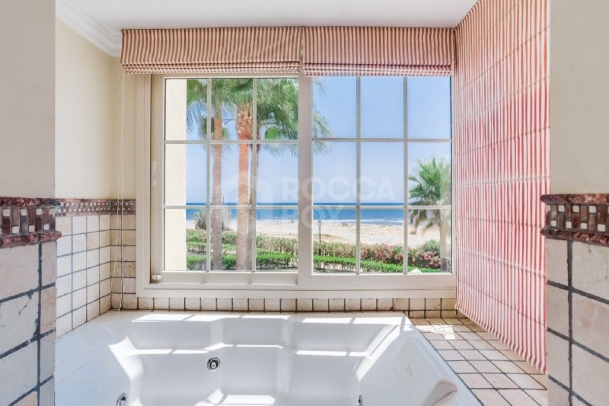 5 bedroom villa San Pedro beach side