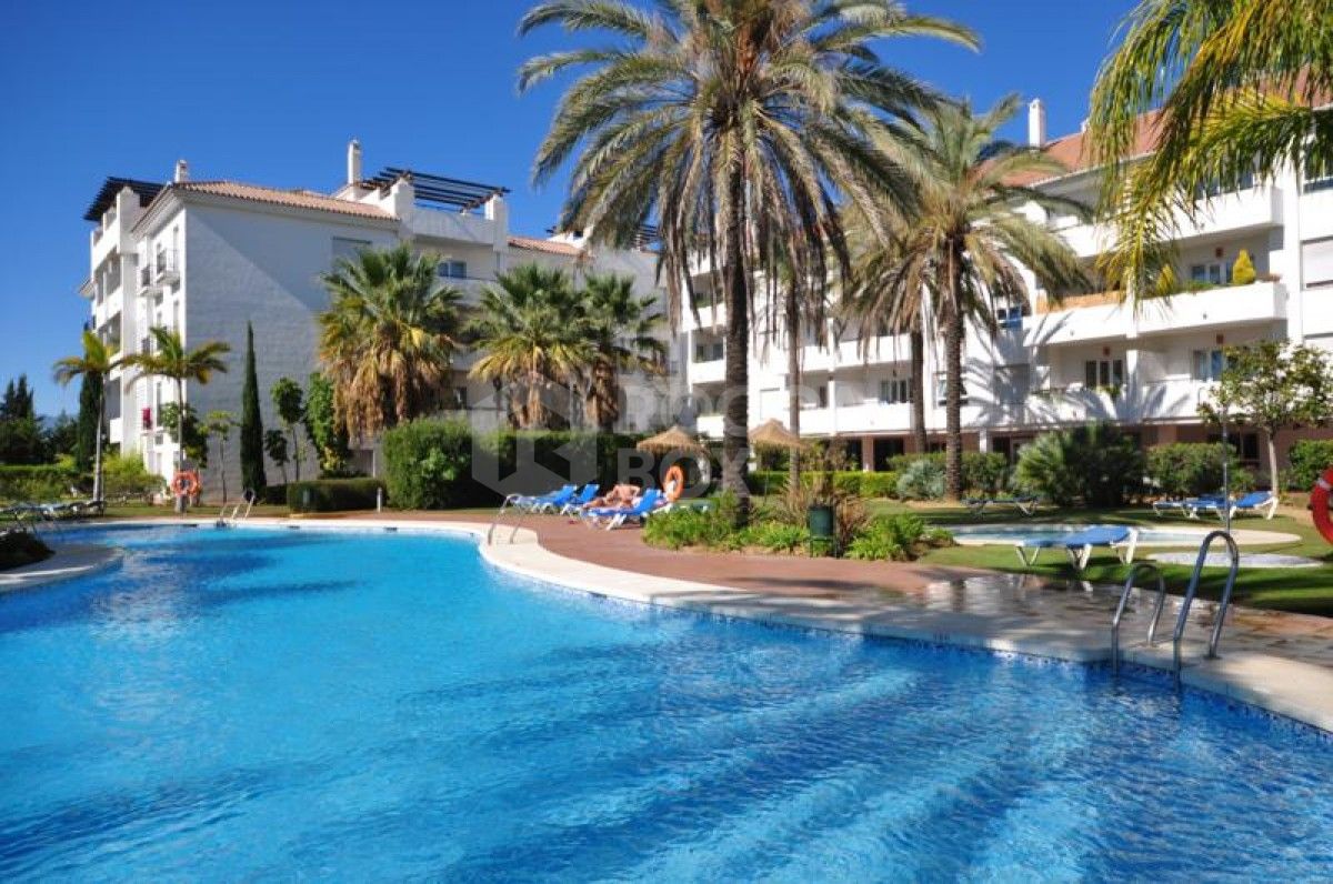 Beautiful 3 bedroom Penthouse duplex for sale in Puerto Banus!