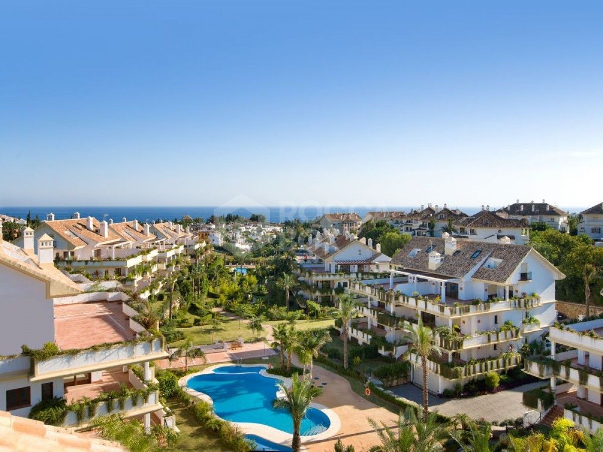 Luxury 3 bed ground floor apartment in Marbella Golden Mile