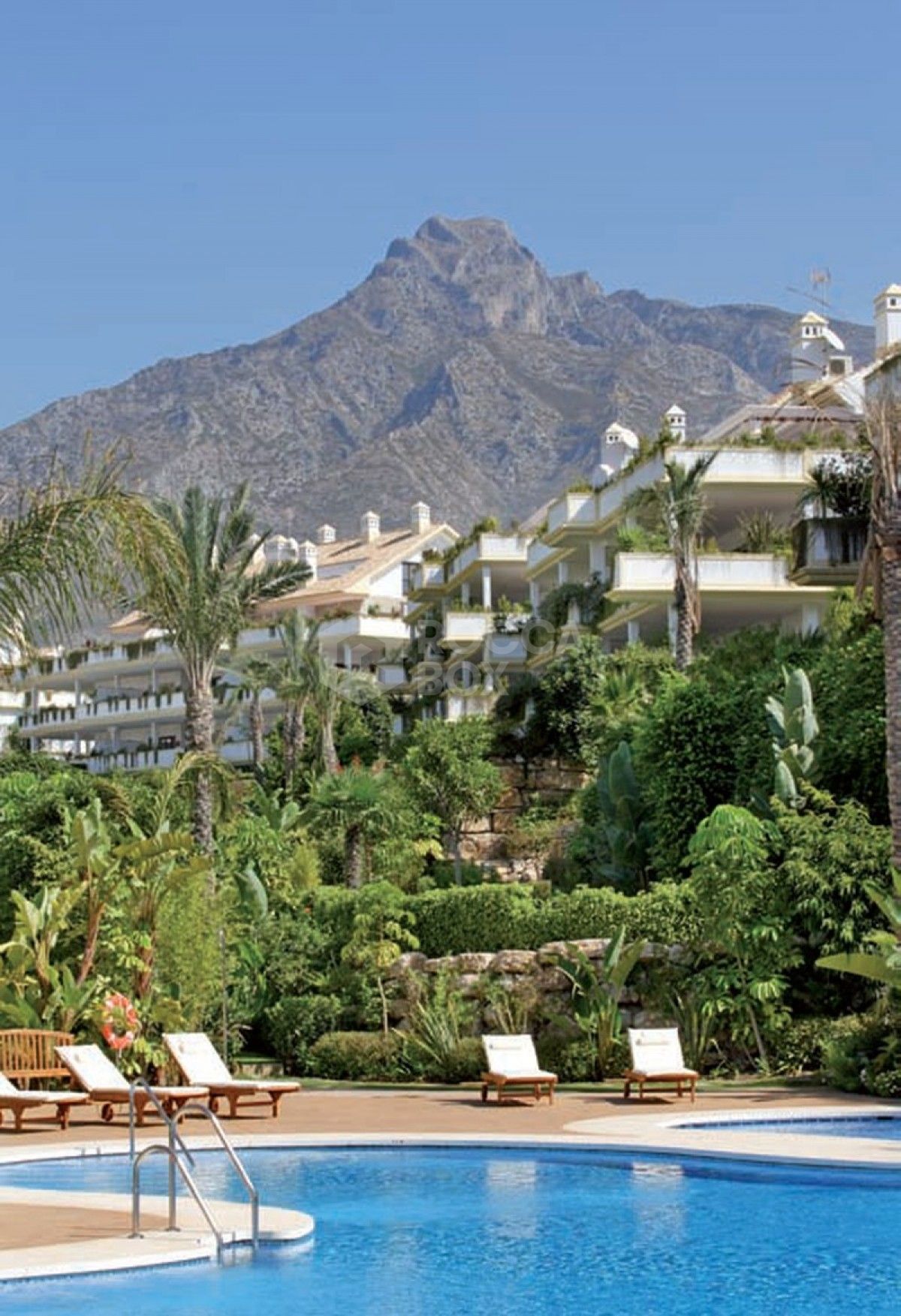 Luxury 3 bed ground floor apartment in Marbella Golden Mile