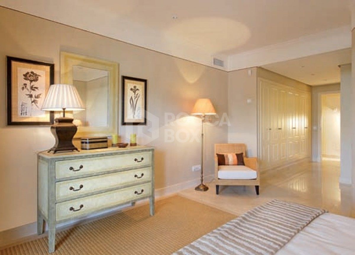 Luxury 3 bed ground floor apartment in Marbella Golden Mile