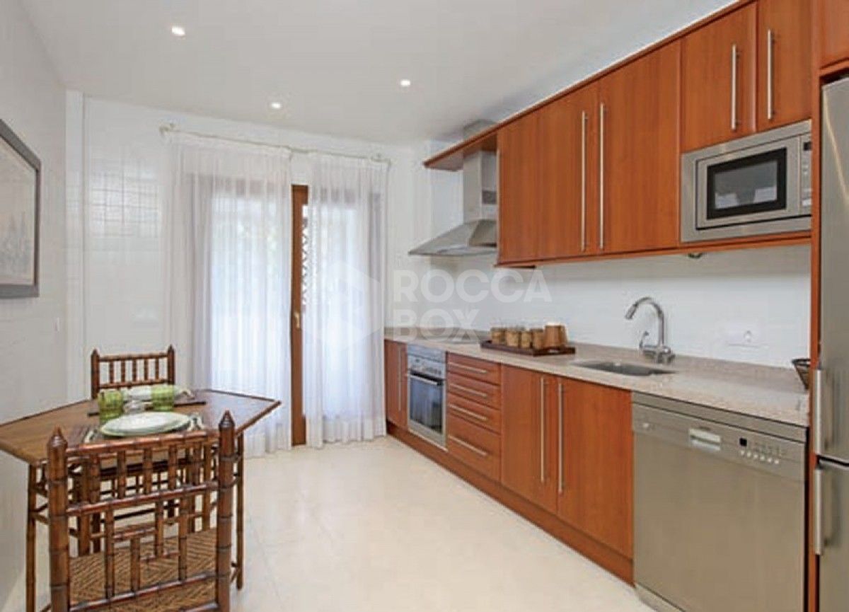 Luxury 3 bed ground floor apartment in Marbella Golden Mile