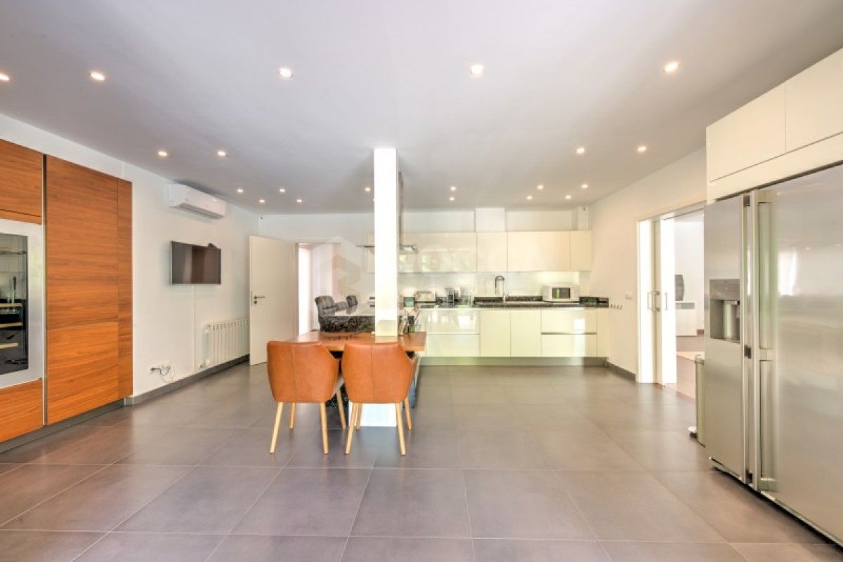 Great recently renovated 4 bed villa in Nueva Andalucia, Marbella