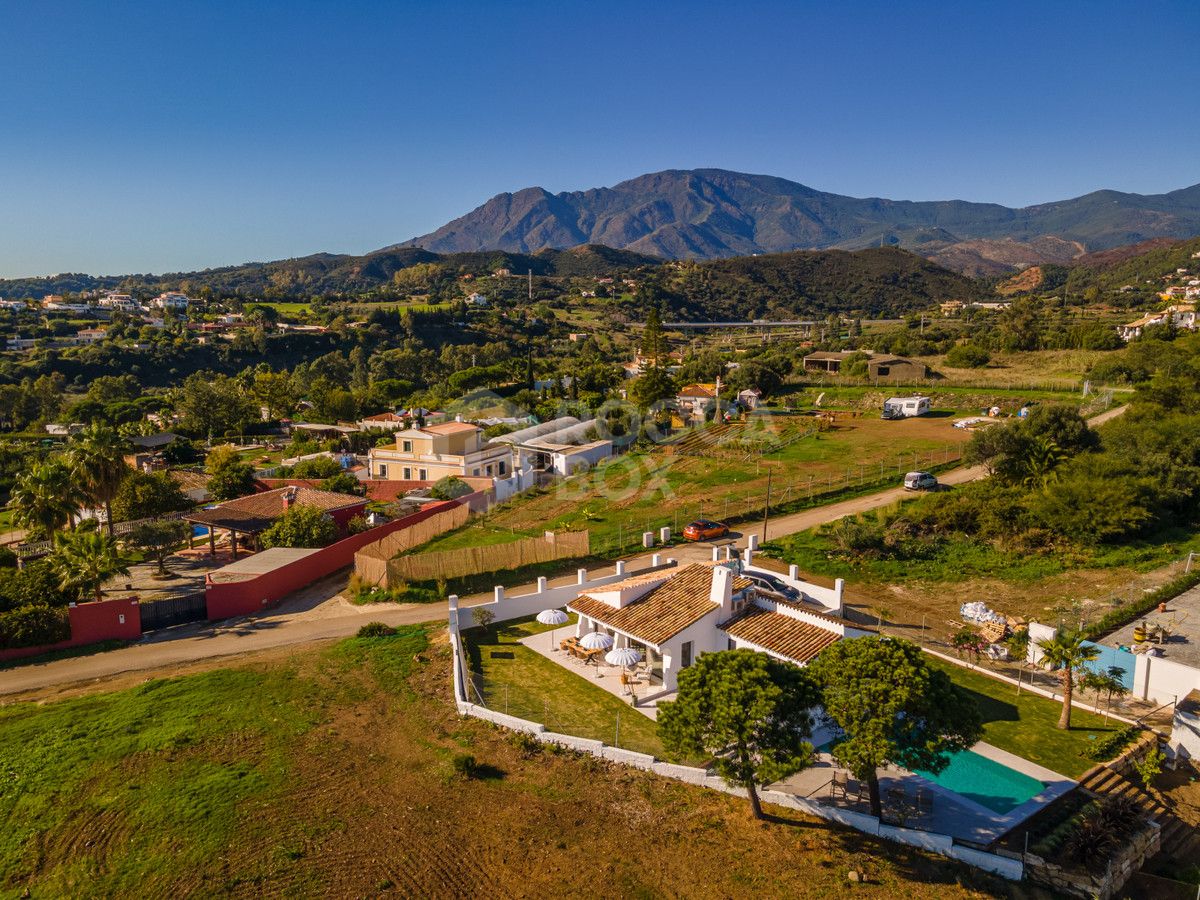 Charming Bohemian Style Villa with Sea and Mountain Views in Estepona