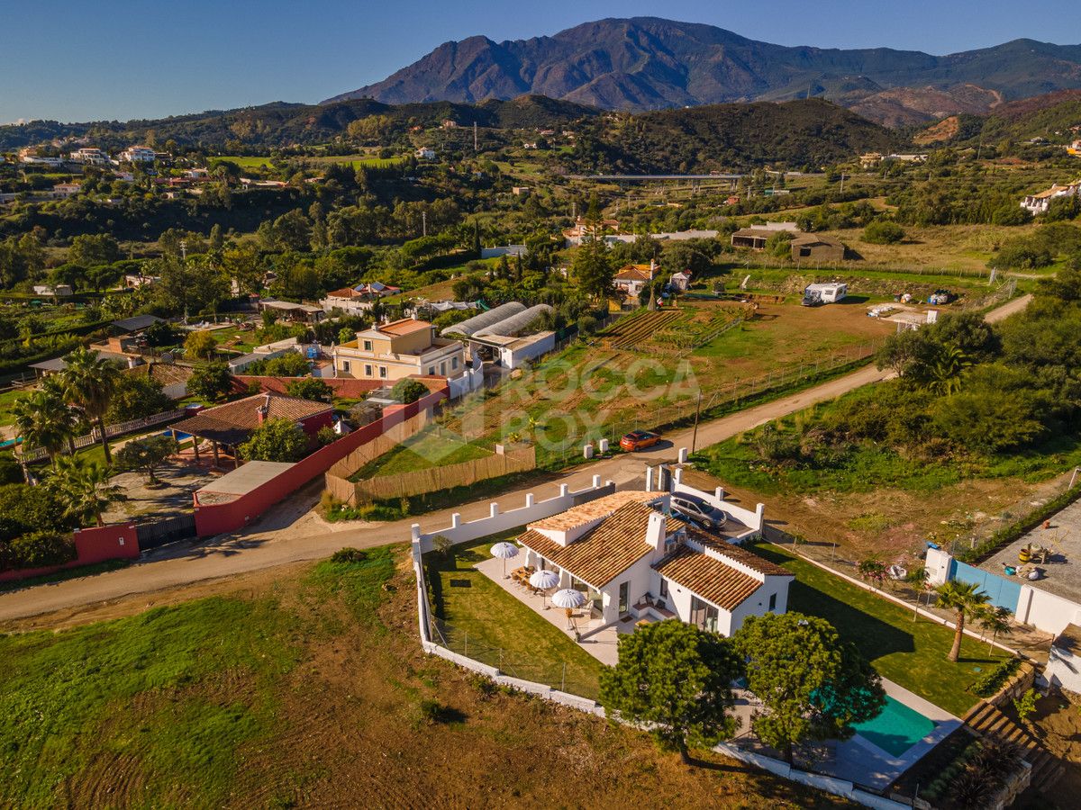 Charming Bohemian Style Villa with Sea and Mountain Views in Estepona