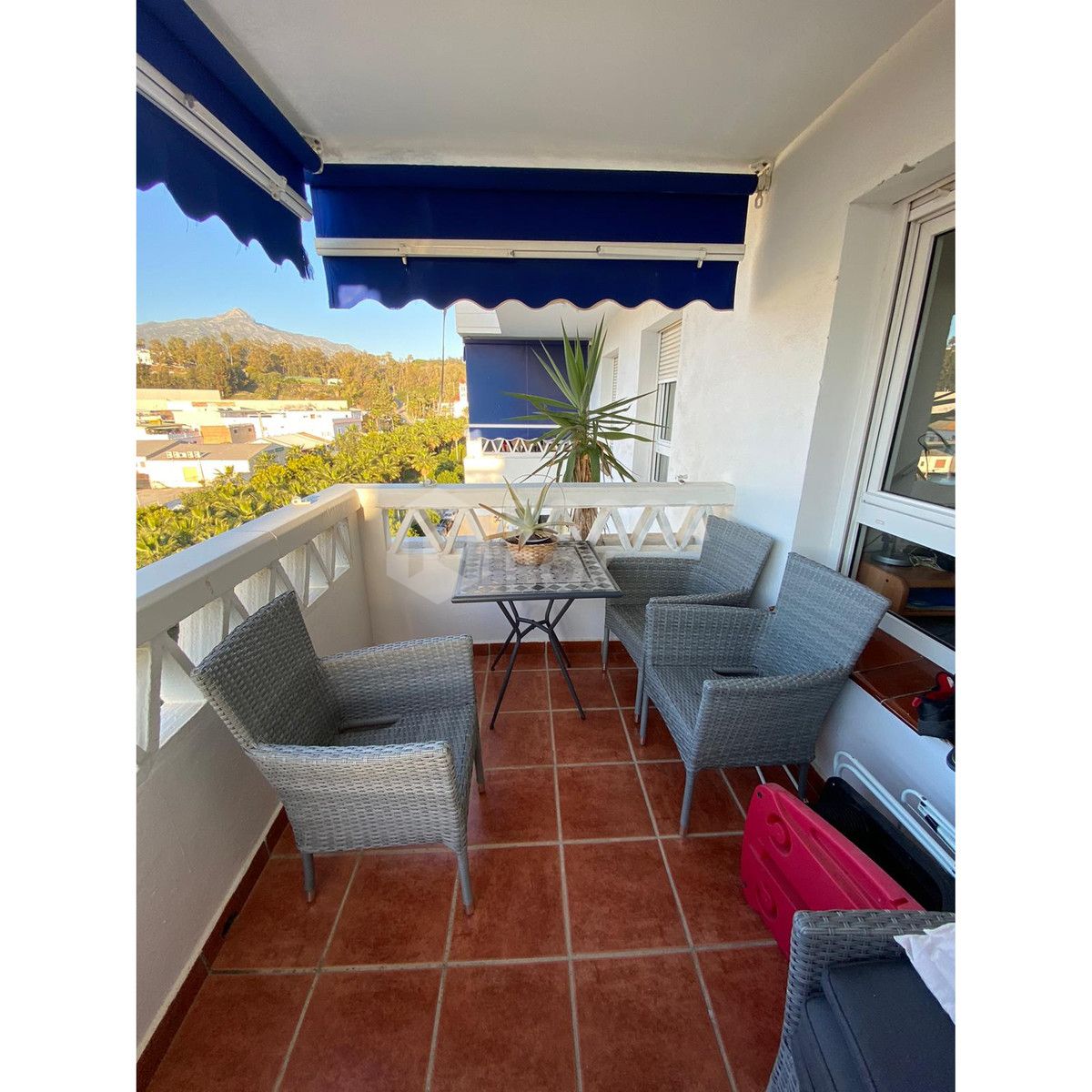 Apartment in Nueva Andalucia, Marbella