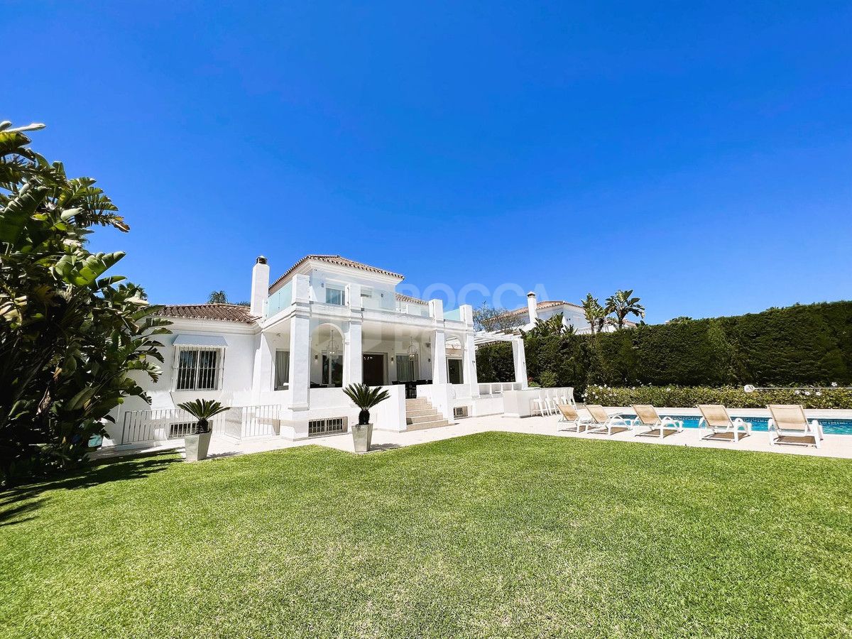 Villa in Nueva Andalucia, Marbella