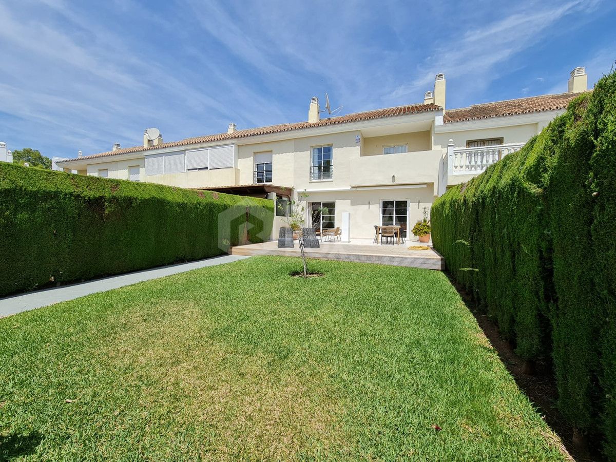 Town House in Nueva Andalucia, Marbella