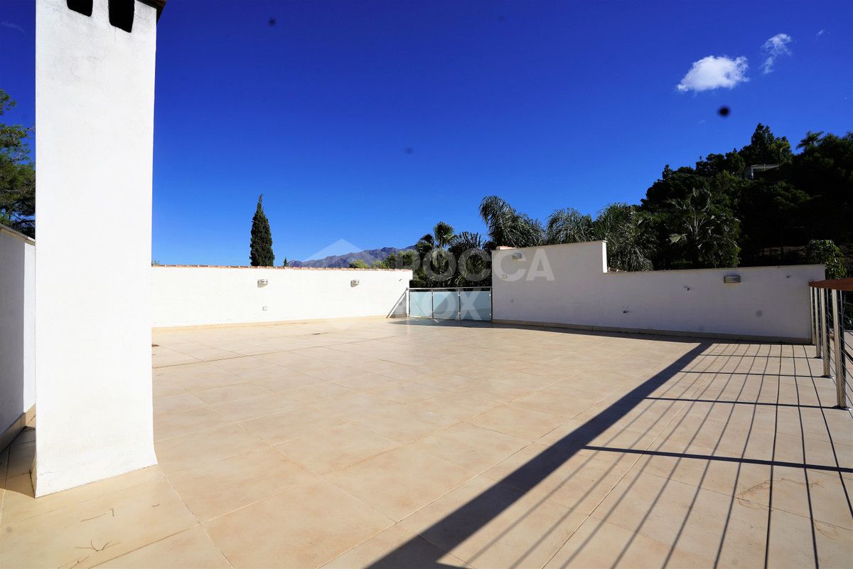 Villa in La Heredia, Benahavis