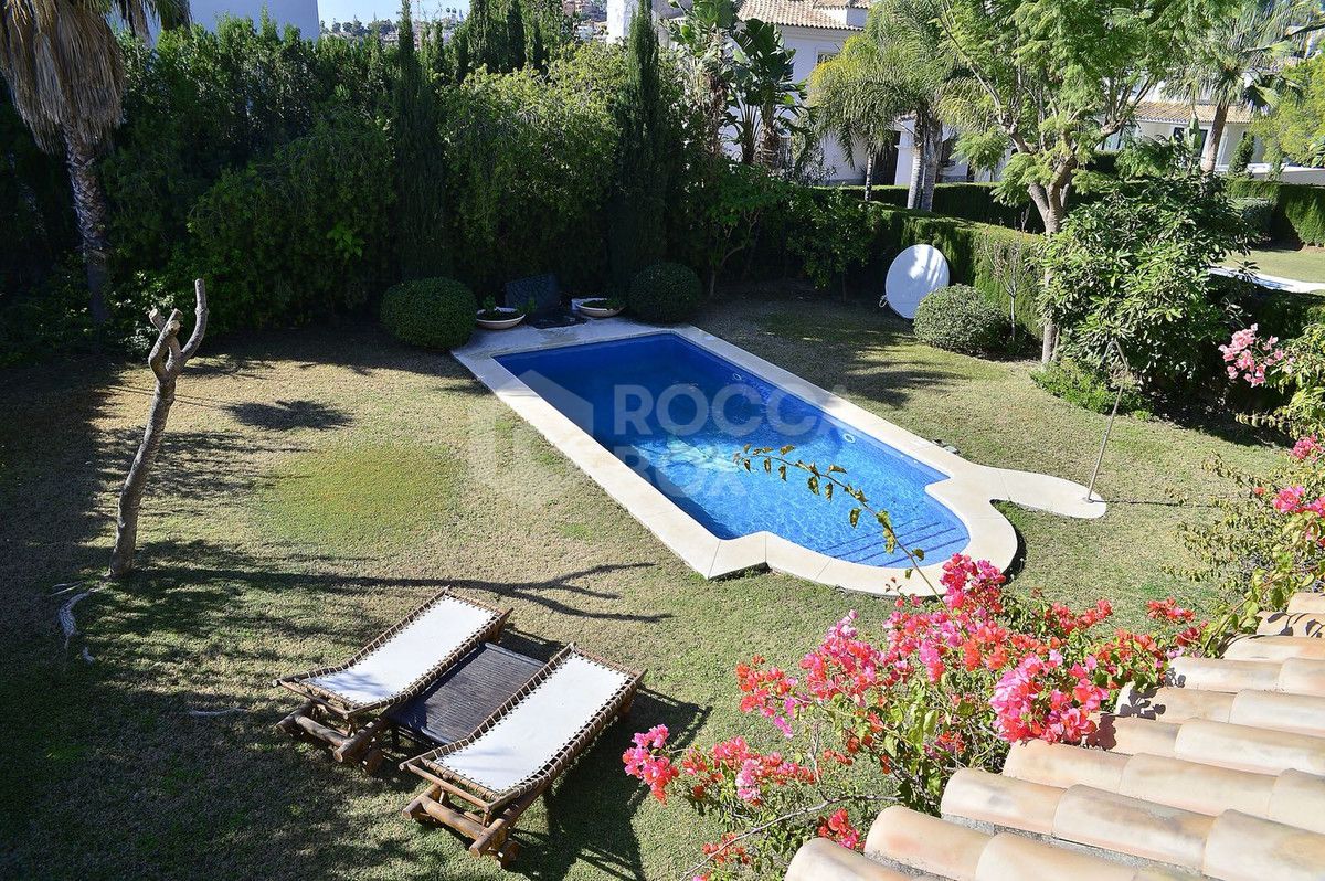 Villa in Nueva Andalucia, Marbella