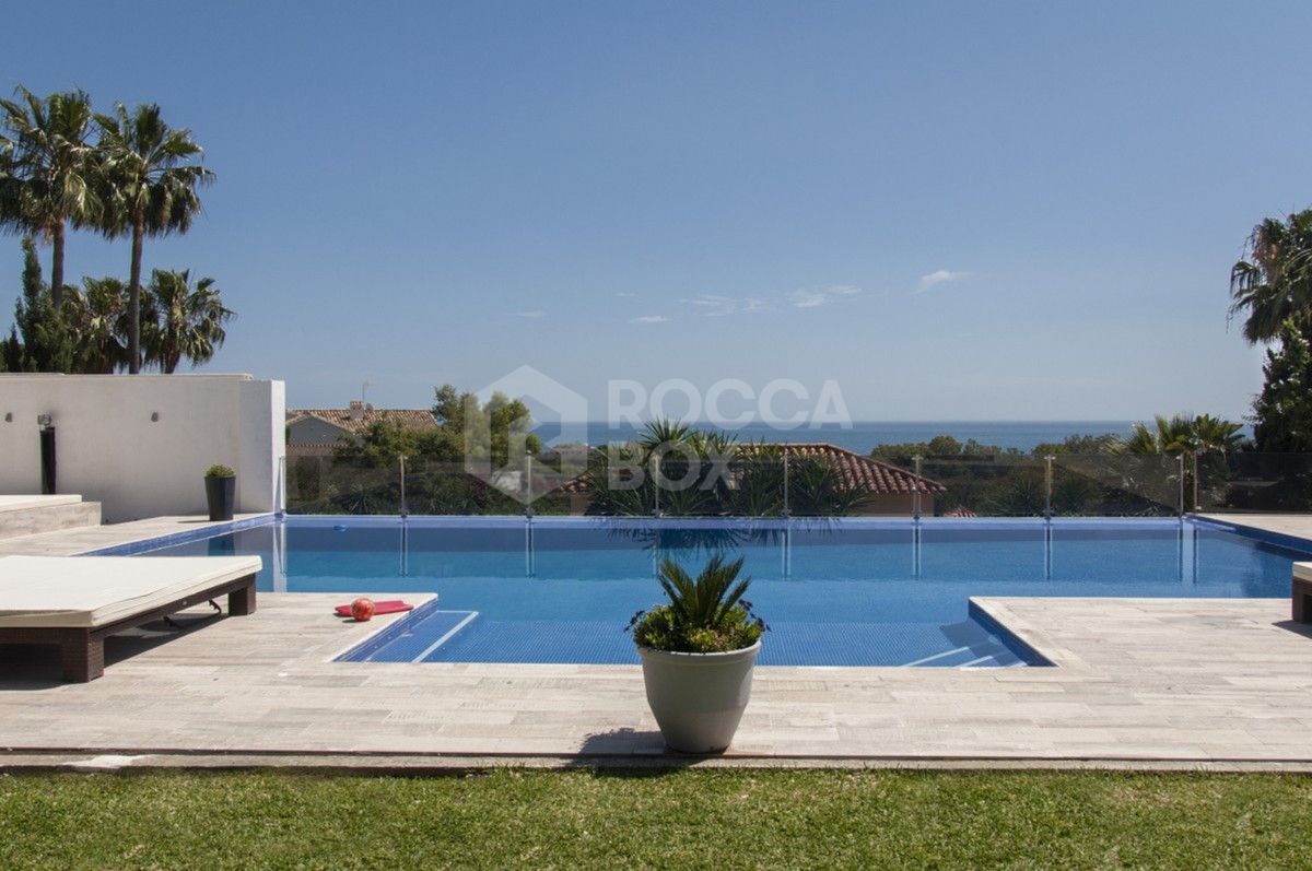 INCREDIBLE EIGH BEDROOM LUXURY VILLA IN EAST MARBELLA