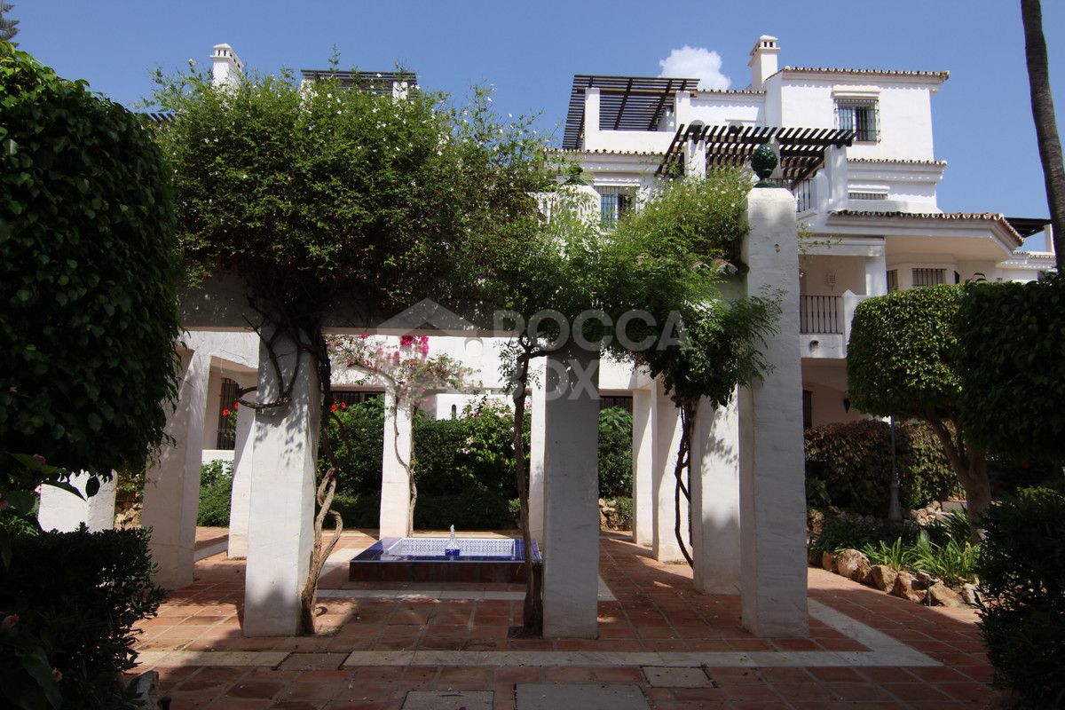 Ground Floor Apartment in Nueva Andalucia, Marbella