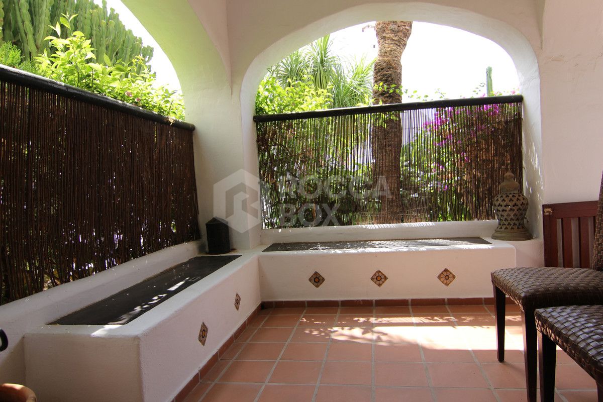 Ground Floor Apartment in Nueva Andalucia, Marbella