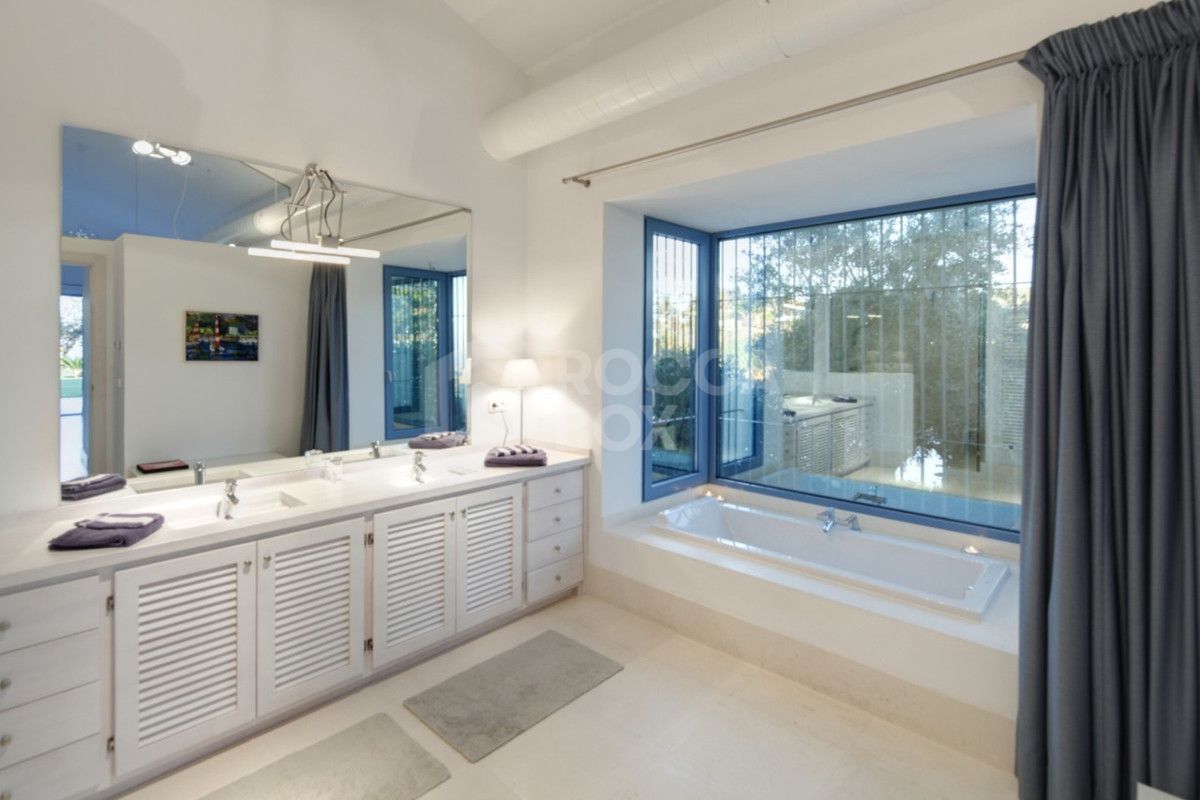 Villa in Benahavis