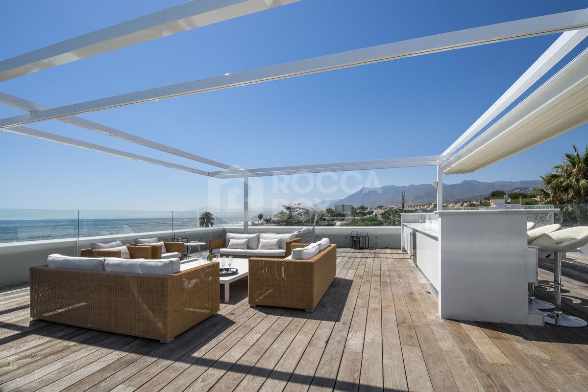 LUXURY FRONT LINE BEACH VILLA IN MARBELLA.