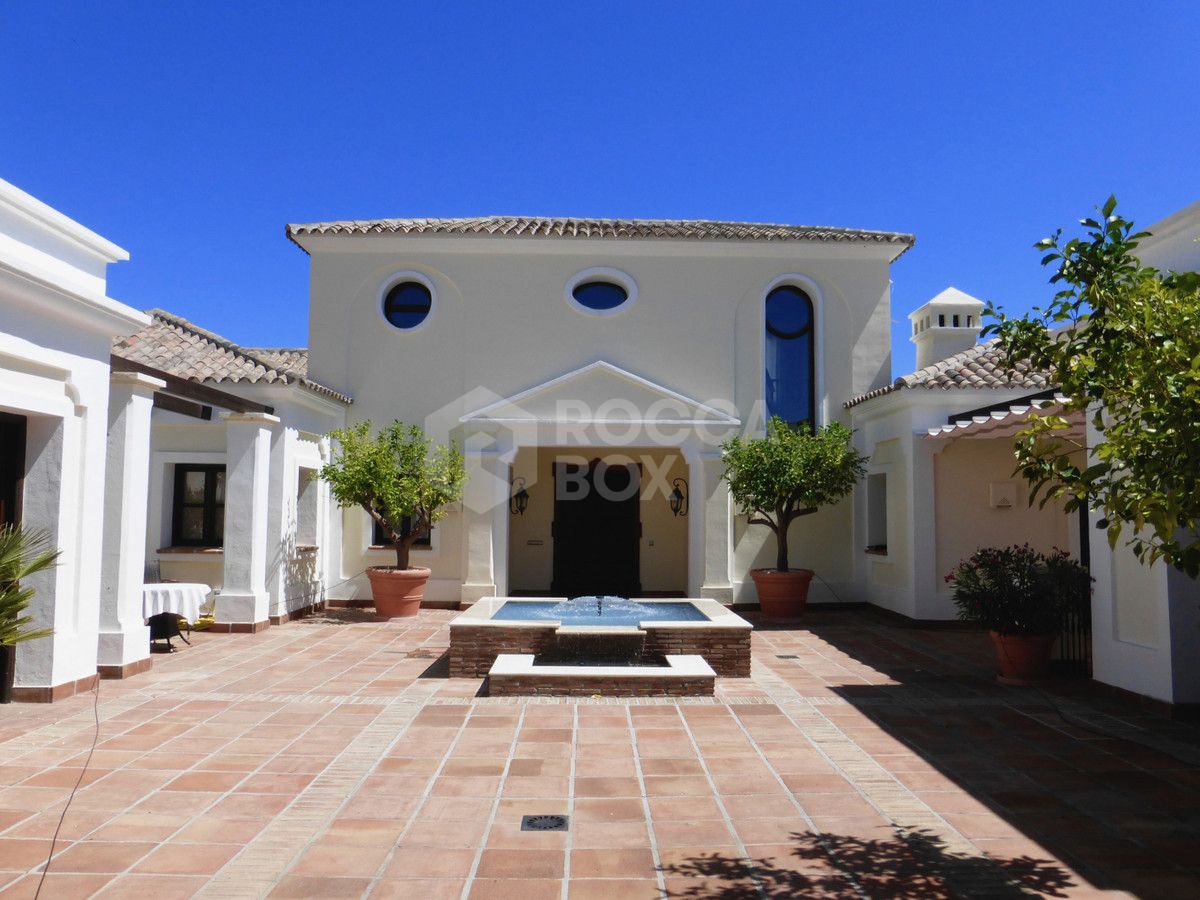 Villa in Benahavis