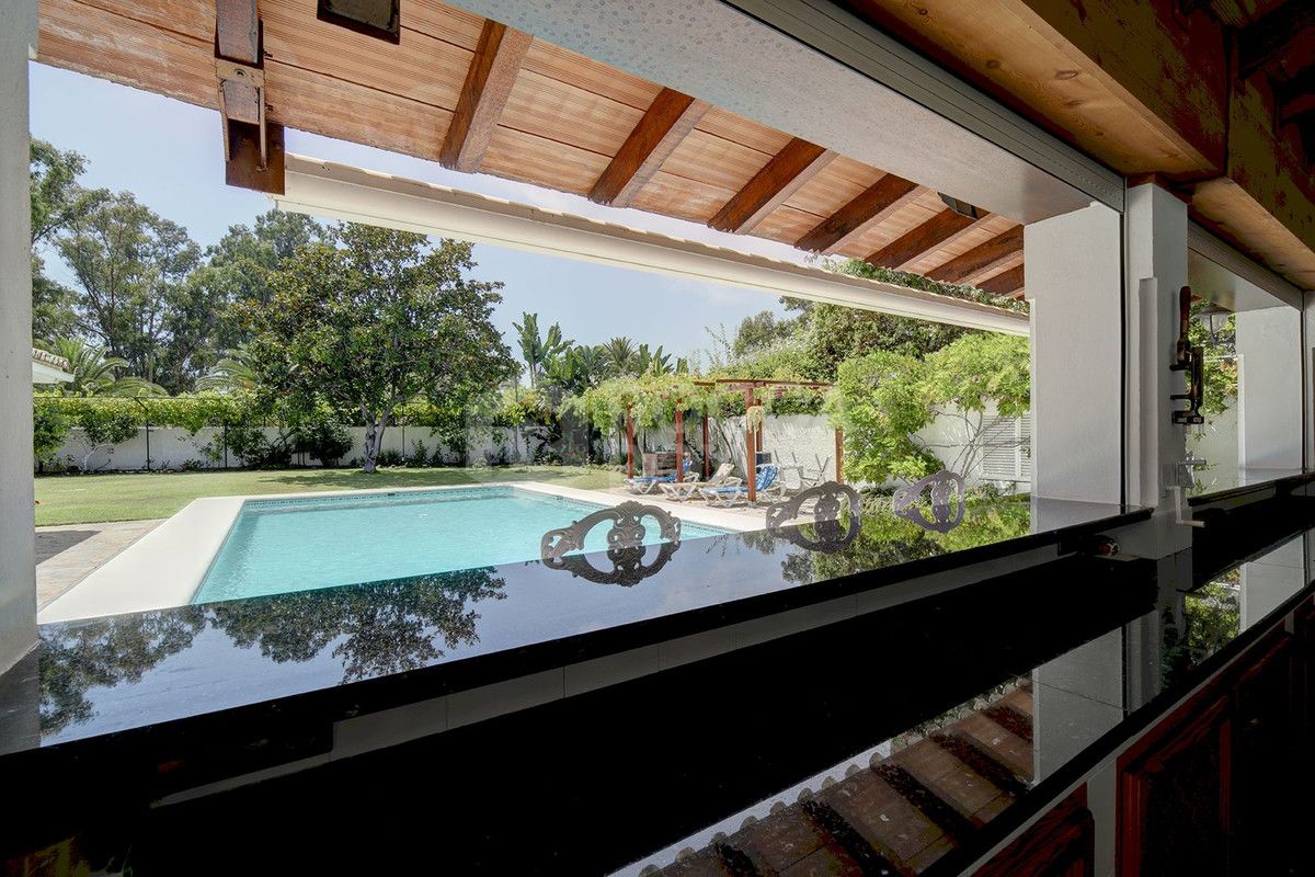 Villa in Estepona