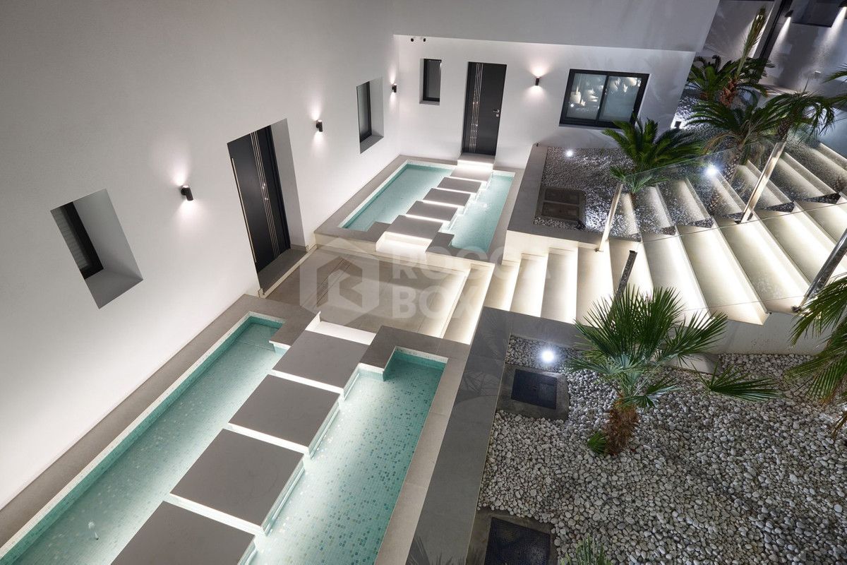 Villa in Nueva Andalucia, Marbella