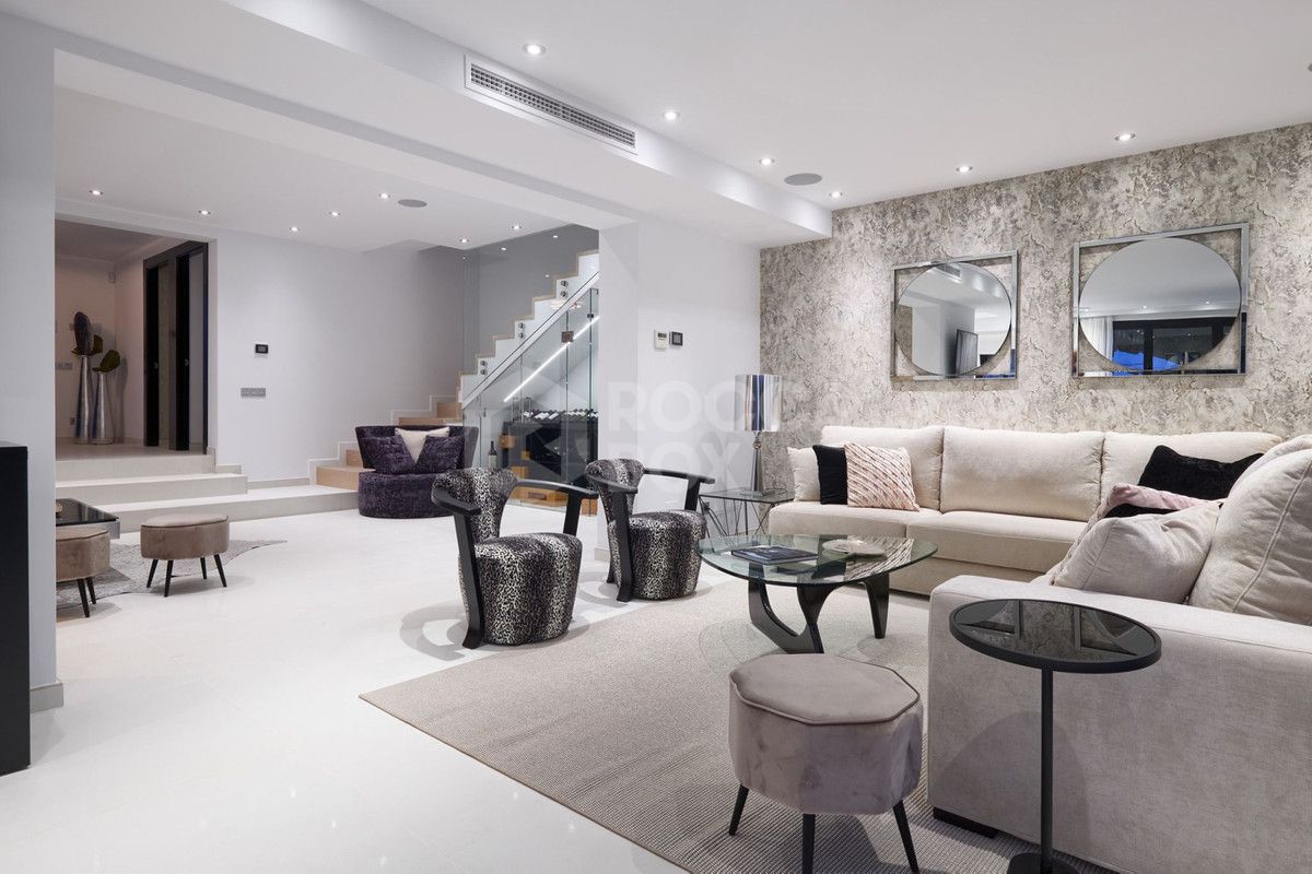 Villa in Nueva Andalucia, Marbella