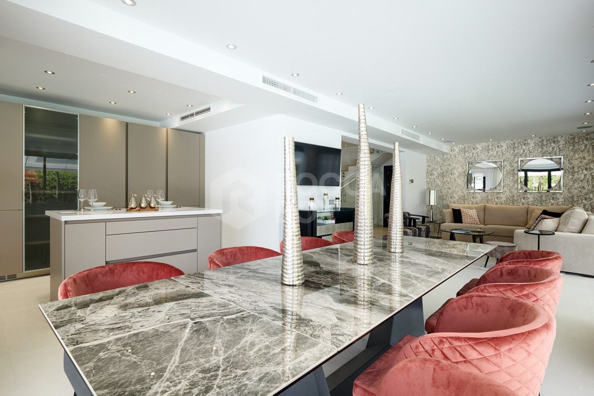 Villa in Nueva Andalucia, Marbella