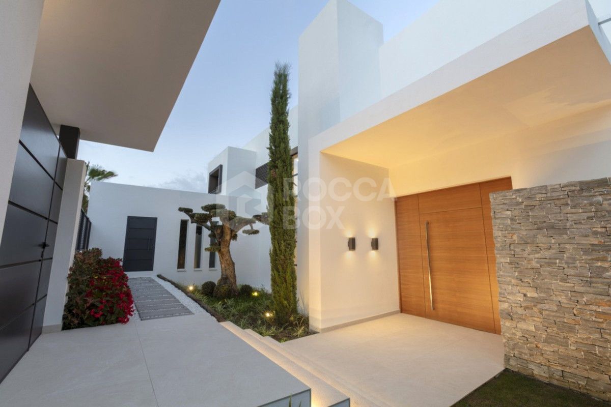 Villa in Estepona
