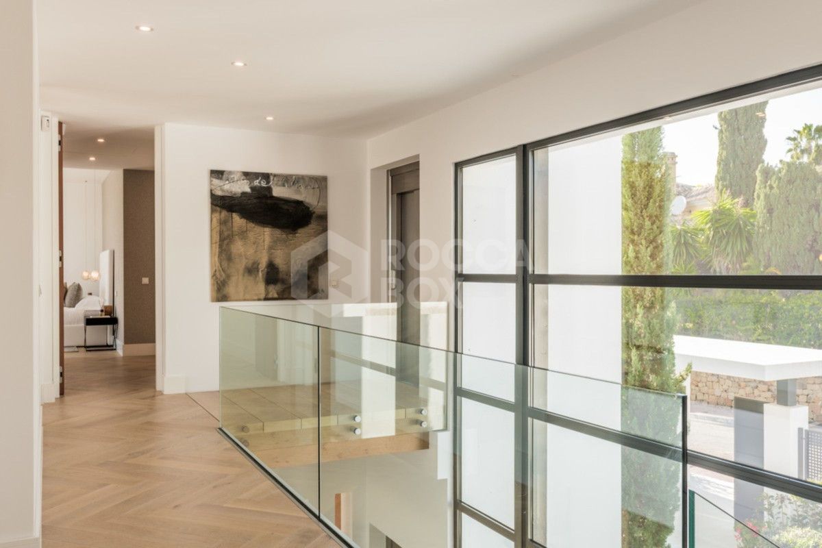 Villa in Estepona