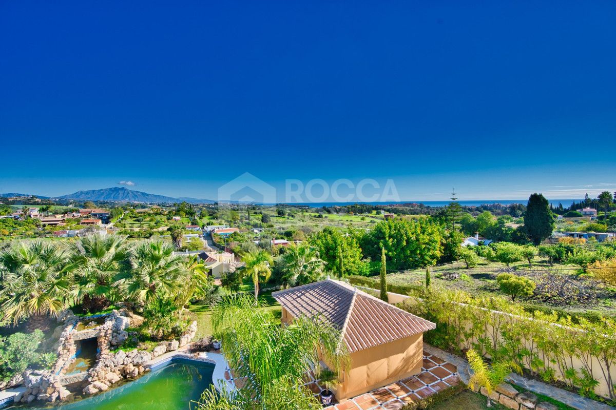 Villa in Estepona