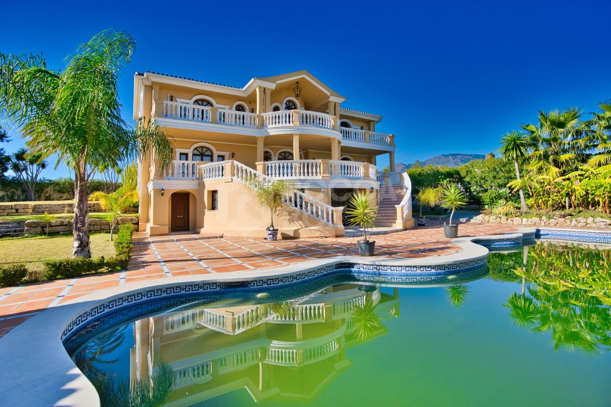 Villa in Estepona