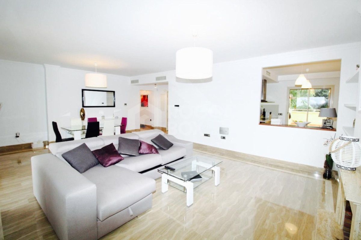 Apartment in Marbella, Marbella