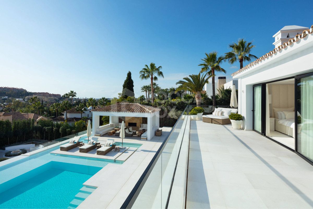 Exquisite Luxury Villa with Panoramic Sea Views in La Cerquilla, Nueva Andalucia, Marbella