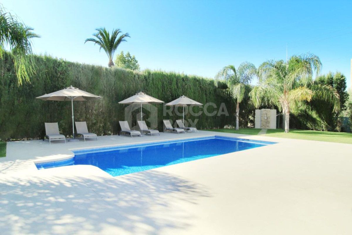 Villa in Nueva Andalucia, Marbella