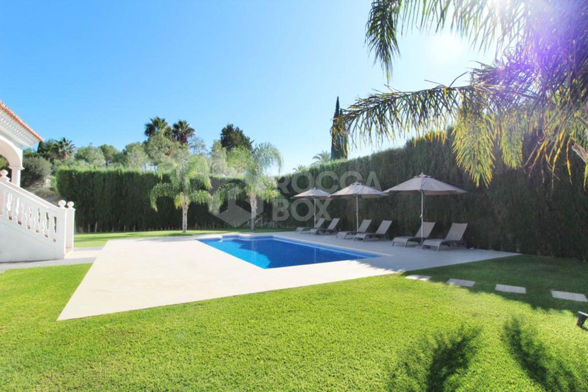 Villa in Nueva Andalucia, Marbella