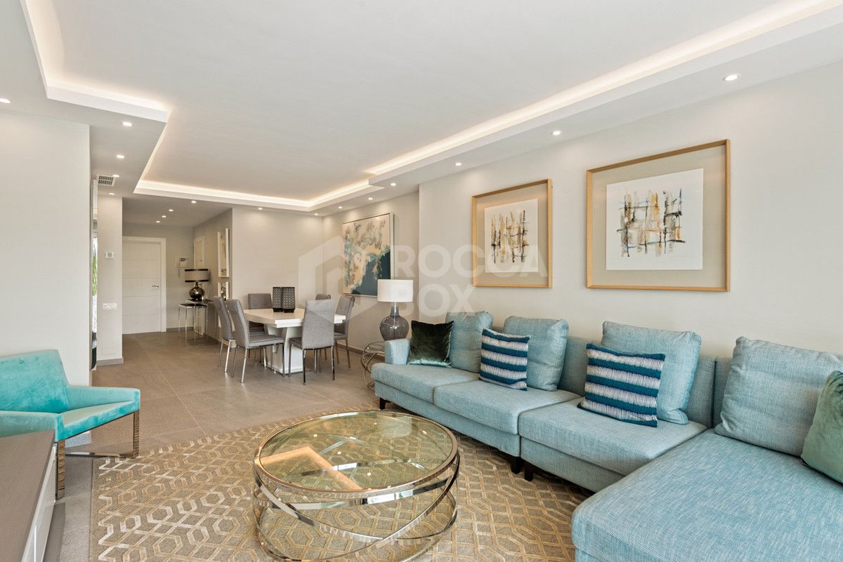 Apartment in Nueva Andalucia, Marbella