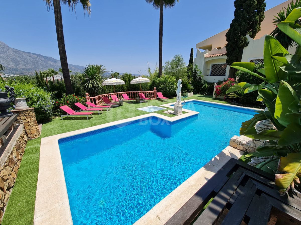 Villa in Marbella, Marbella