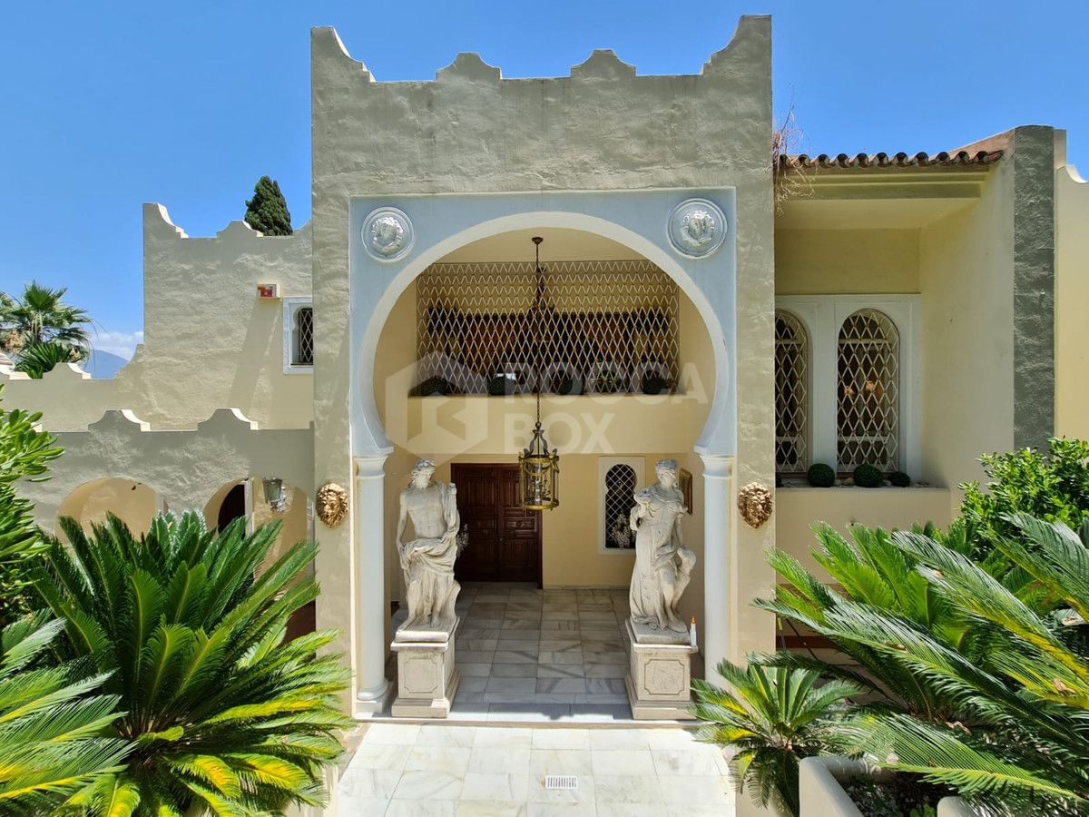 Villa in Marbella, Marbella