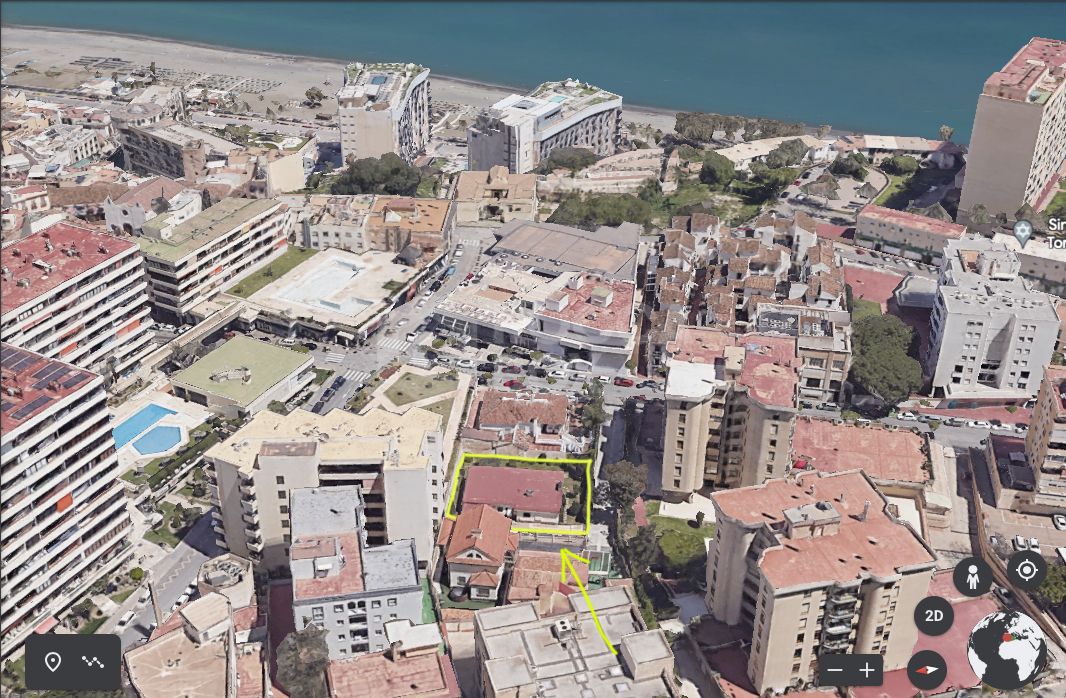For sale a unique plot, located in the center of Torremolinos, in La Nogalera. Ideal for a hotel or apartment building.