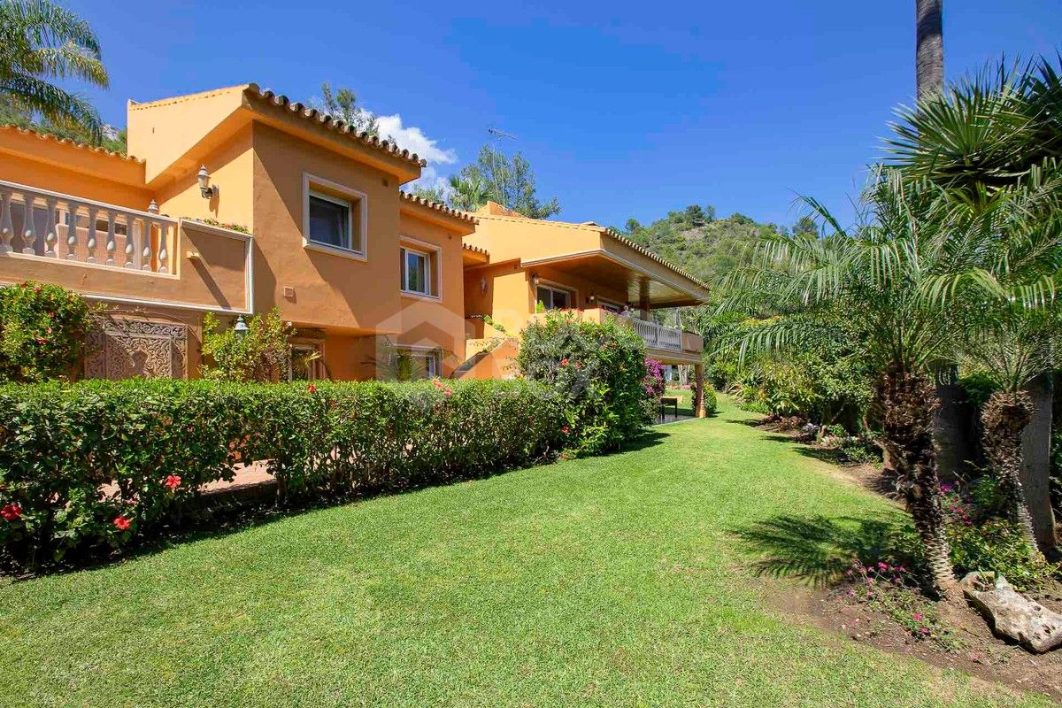 Villa to rent in Cascada de Camojan, Marbella Golden Mile